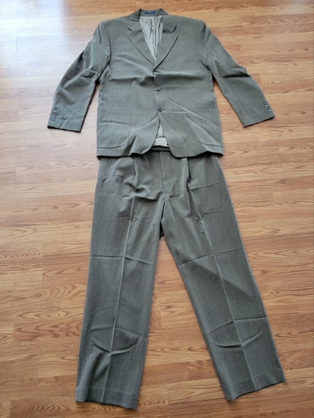 Perry Ellis Power Threads Made In Canada Olive-Green Two-Piece Suit